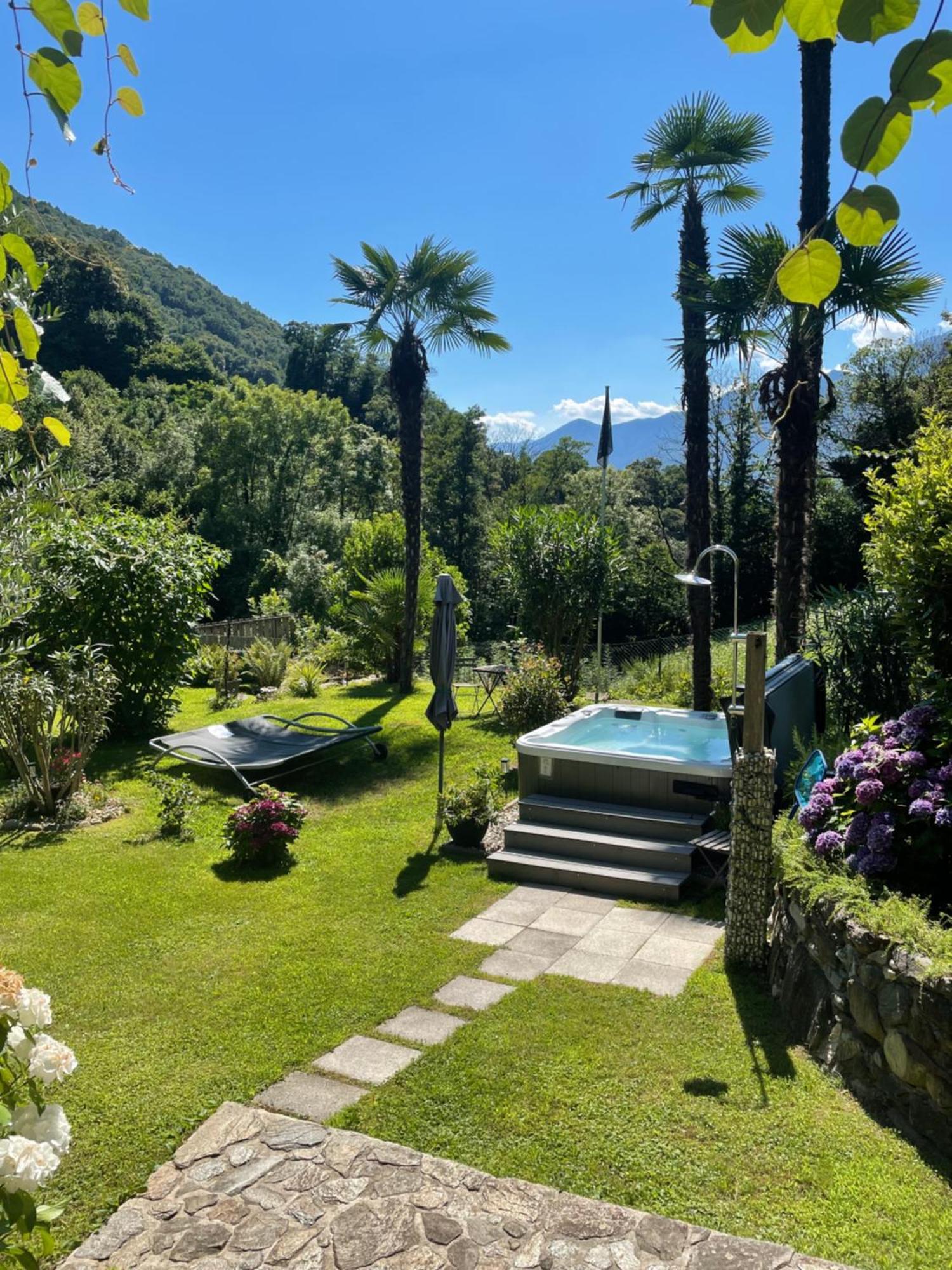 Cs Casa Serena Gambarogno Экстерьер фото